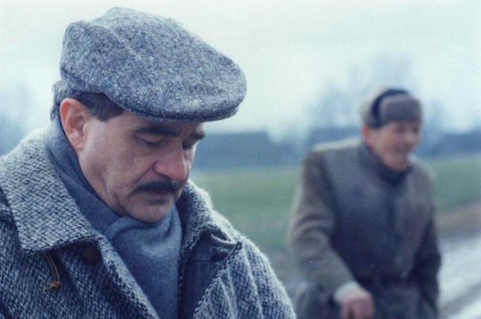 In the Neighborhood: The Films of Paweł Łoziński