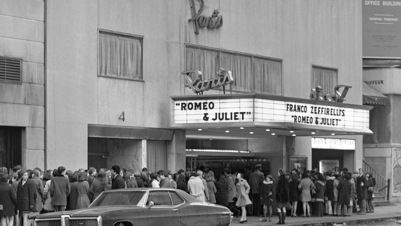 Paris Theater Paris Theater