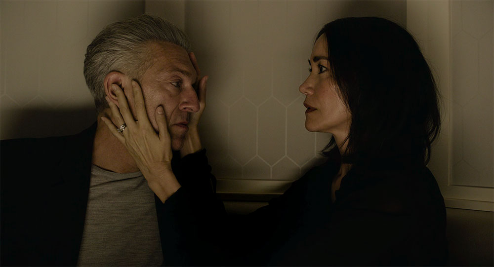 Karsh and Soo-Min (Sandrine Holt)