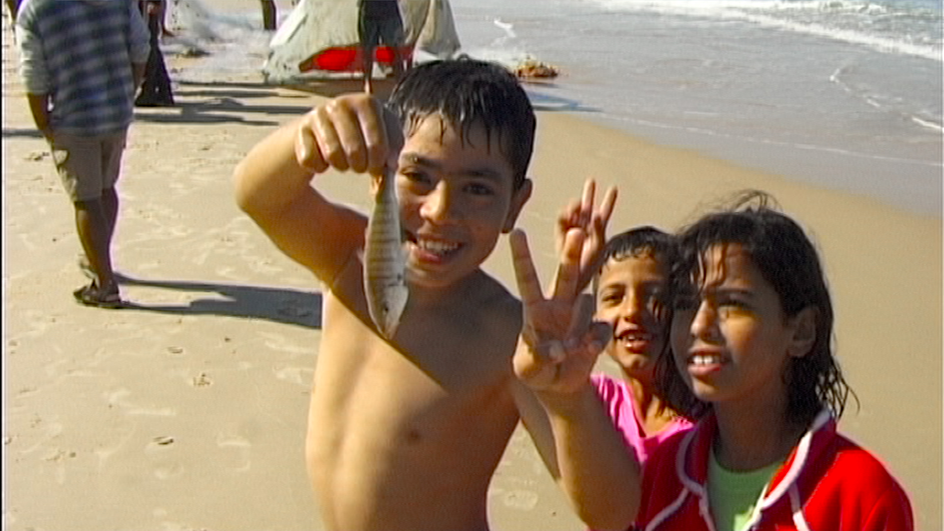 With Hasan in Gaza (Kamal Aljafari)